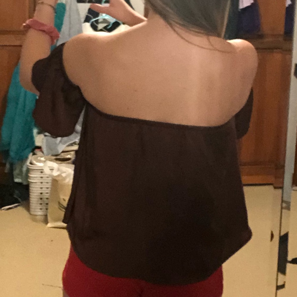 American Eagle Brown Off the Shoulder T-shirt XS - Picture 3 of 7
